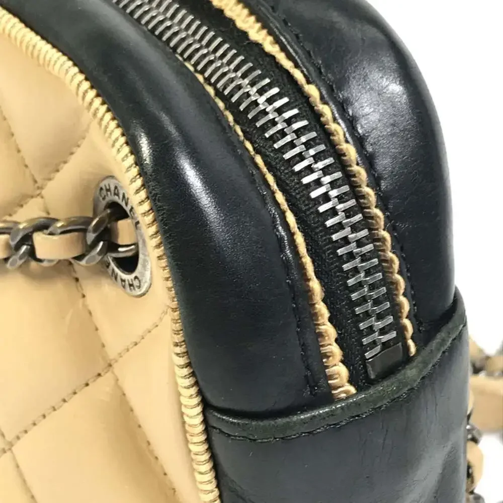 CHANEL Cream Shoulder Bag